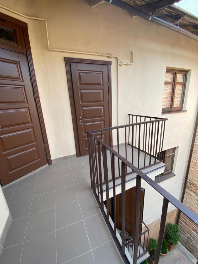 Yaroslav Osmomysl Square Apartments Lviv Kültér fotó